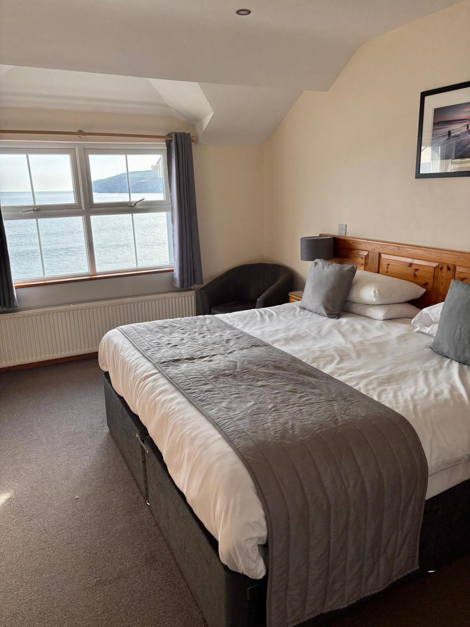 Gwesty Ty Newydd Hotel Aberdaron Exterior photo